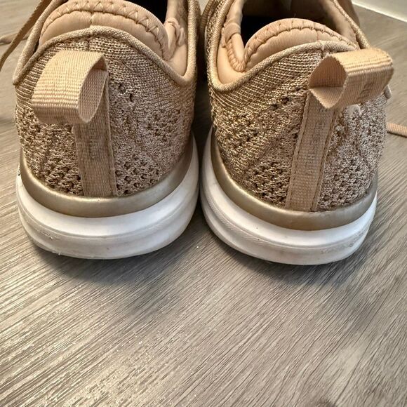 APL WOMEN'S TECHLOOM PRO ROSE GOLD Size 7.5 - Picture 3 of 7